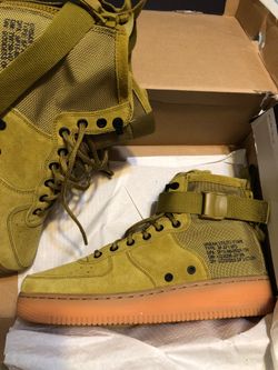 Air Force one mid