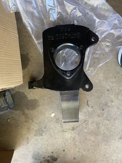 Rough country 7 1/2 inch passenger side Spindle fits 2008 to 2013 Chevrolet Silverado