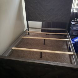 Queen Bed 
