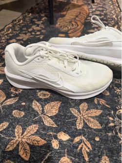 Women’s Nike Downshifter 13 Size 7.5