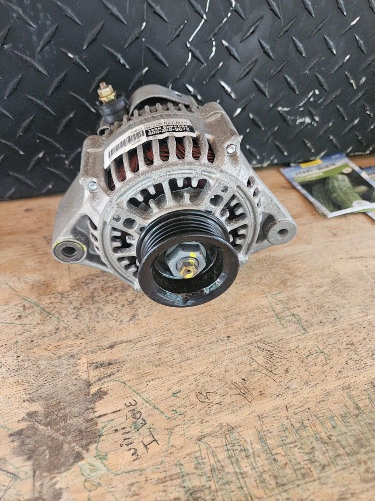 Selling a new, never used alternator for a Toyota Camry from 90 to 99