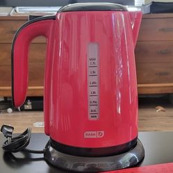 DASH Easy Kettle