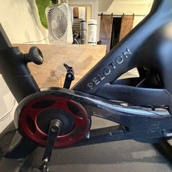 Peloton Bike+ w/ New Touchscreen, Comfort Saddle, Dual Fans,  Phone Holder, and Bike Mat