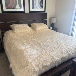 King Size Bed Frame (no Mattress)