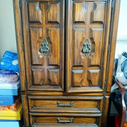 Wood Cabinet