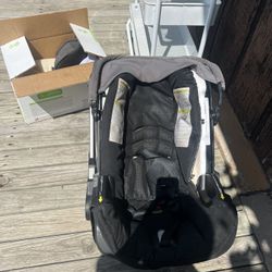 Doona + Stroller 