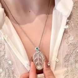Ice jade antique necklace