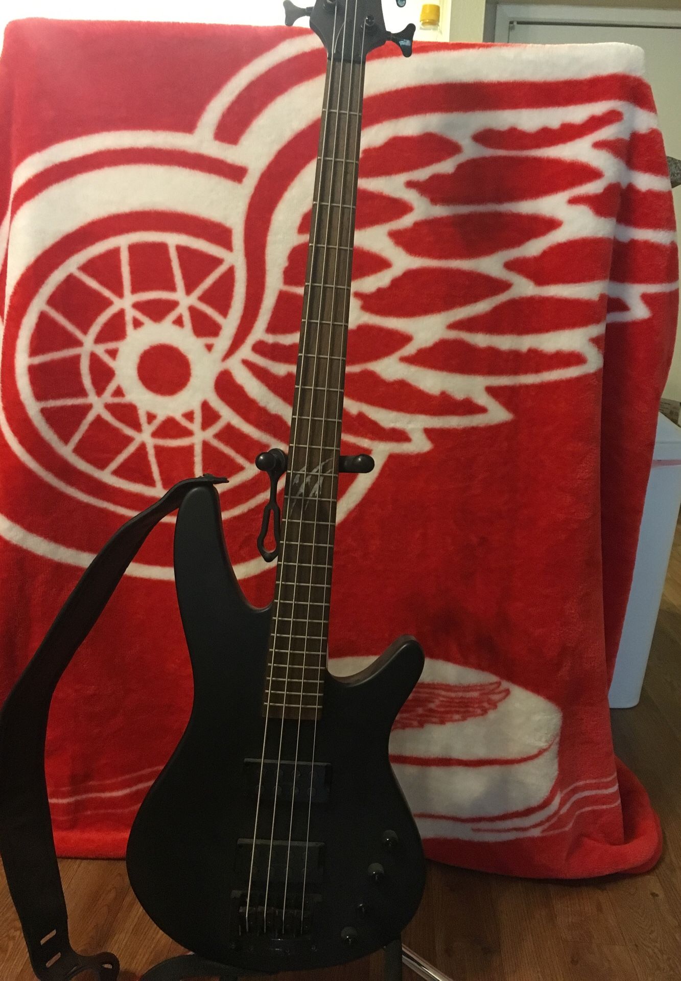 Ibanez srx4ex1 outlet