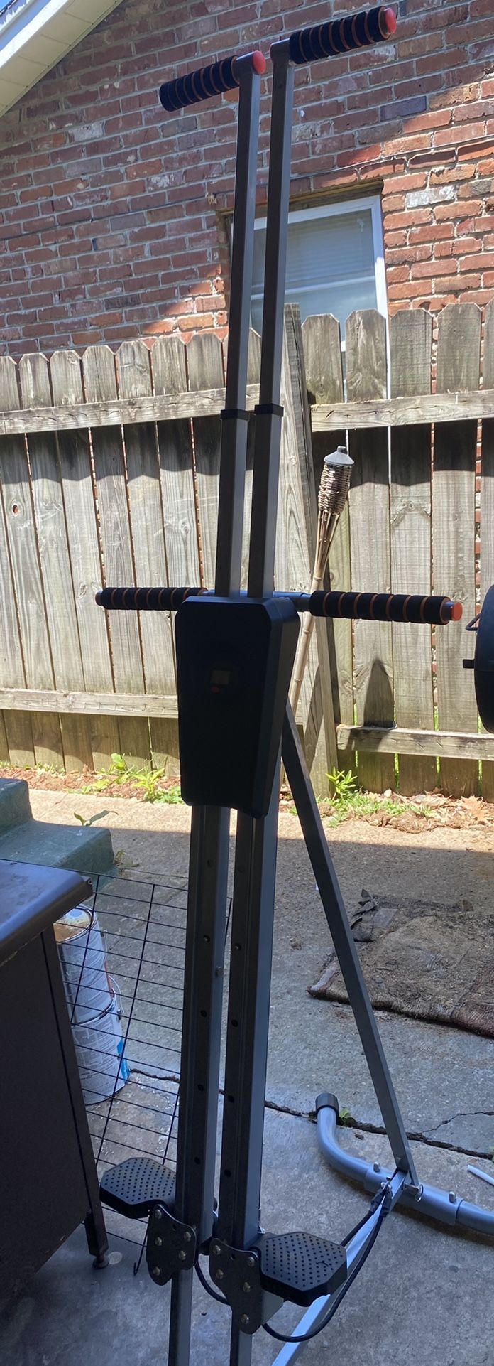 Verticals Mountain Climber Machine