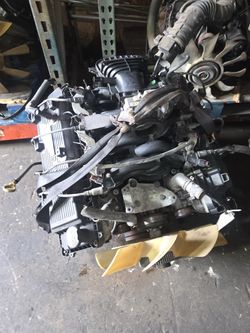 Motores transmisión y partes de autos
