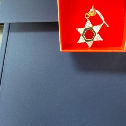 14k Star Pendant 6 Trillion Cut Cubic Zirconium 