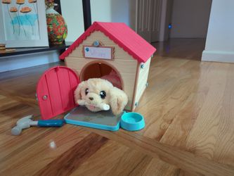 My Puppy's Home Dog Toy And House
