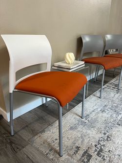 3 dining chair, excellent condition