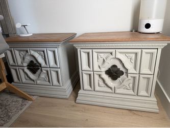 2 vintage night stands