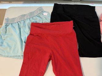 Women’s Medium Shorts 