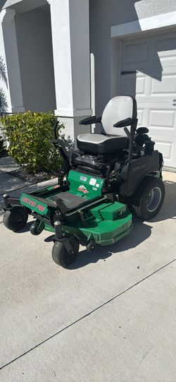 Zero Turn Lawnmower
