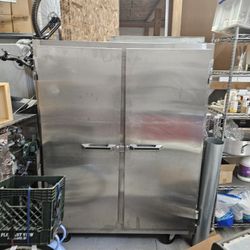 Victory 2 Door commercial fridge (needs compressor)