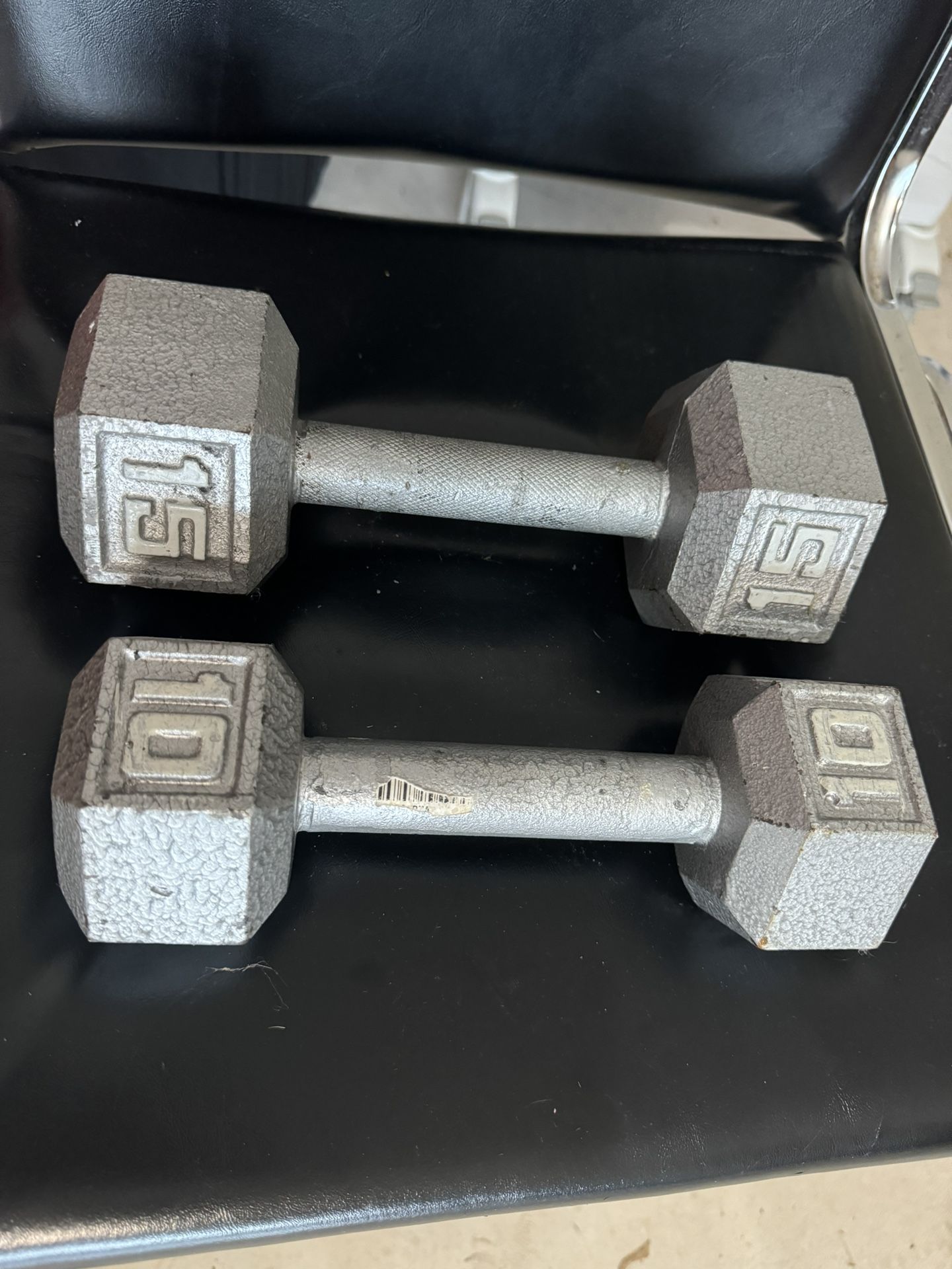 Champion Barbell Solid Hex Dumbbells Made Of Cast Iron