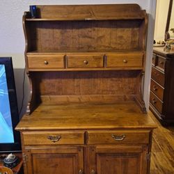 Antique Early american 1900s maple Hutch Buffet