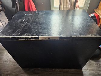 Deep freezer