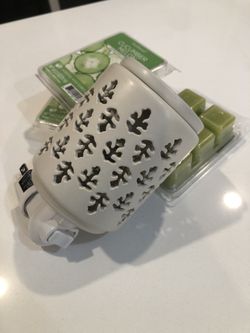 Wax Warmer and 3 Pod Packs