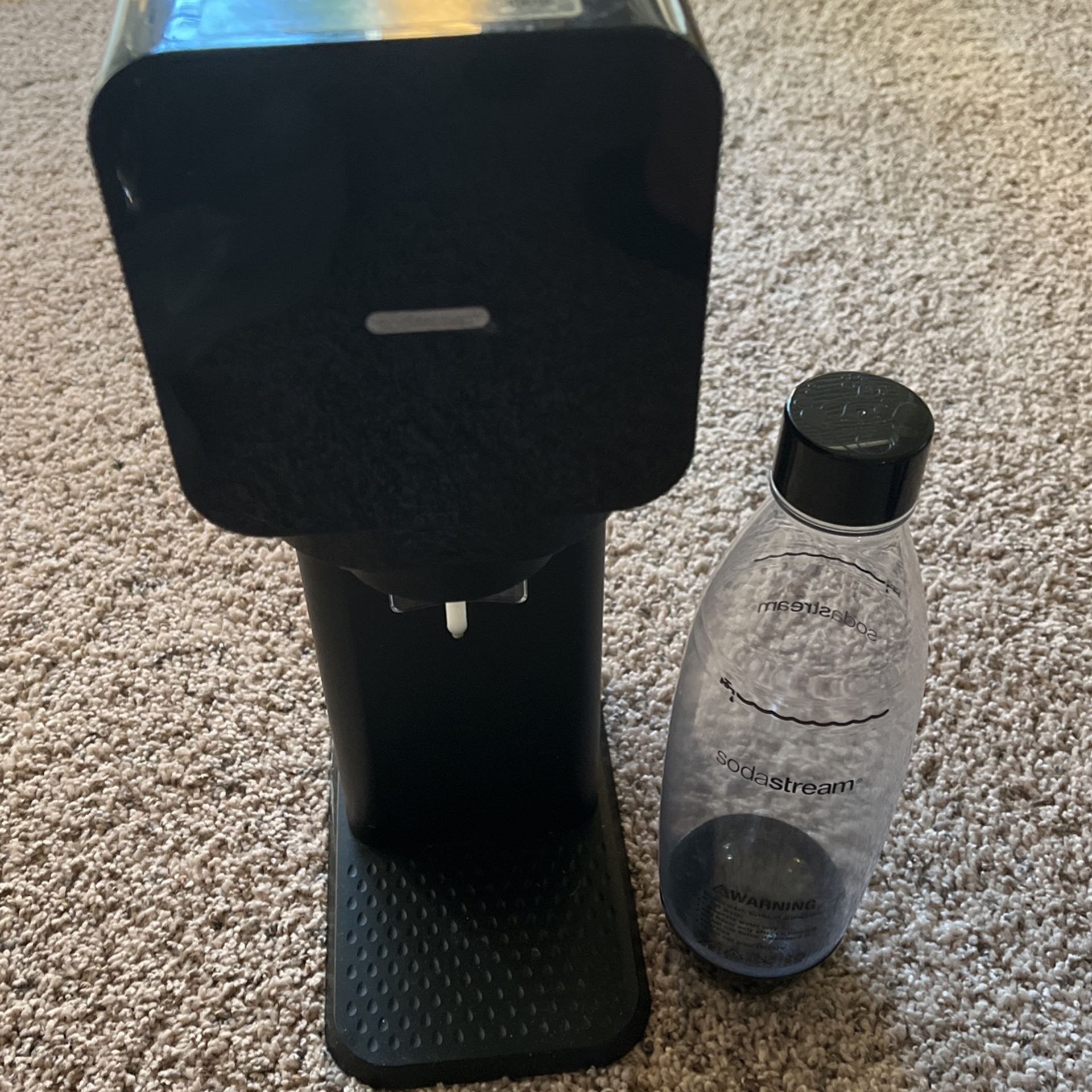 SodaStream Sparkling Water Maker SodaStream Source Starter Kit With 60L ...