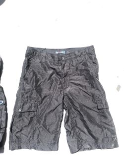 Tony hawk brand boys shorts 2 are size 16 1 is size 29