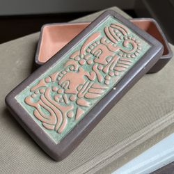 Tribal Lidded Trinket Dish ( firm on price )