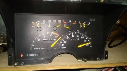 1990 Chevy/GMC (LOW MILES)Dash Cluster GAUGES