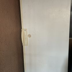 Kenmore Frostless 20 Freezer