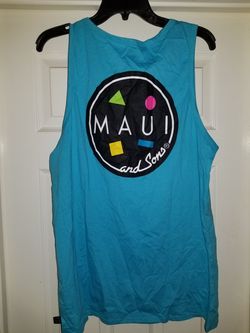 Maui and Sons tank top size large