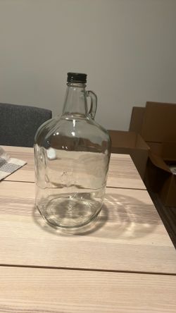 1 Gallon Glass Jug / Growler with Cap