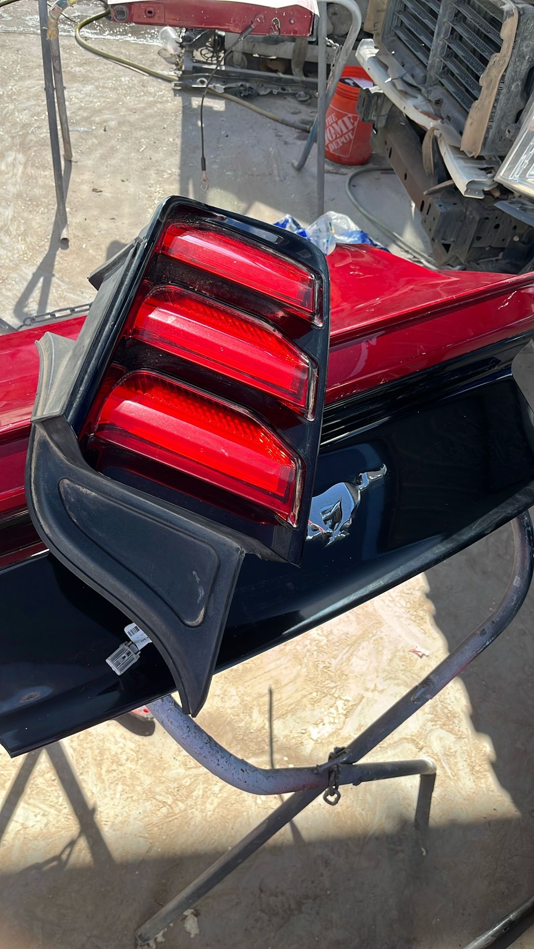 Ford Mustangs Headlight