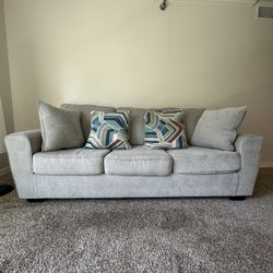 Sofa/Couch 