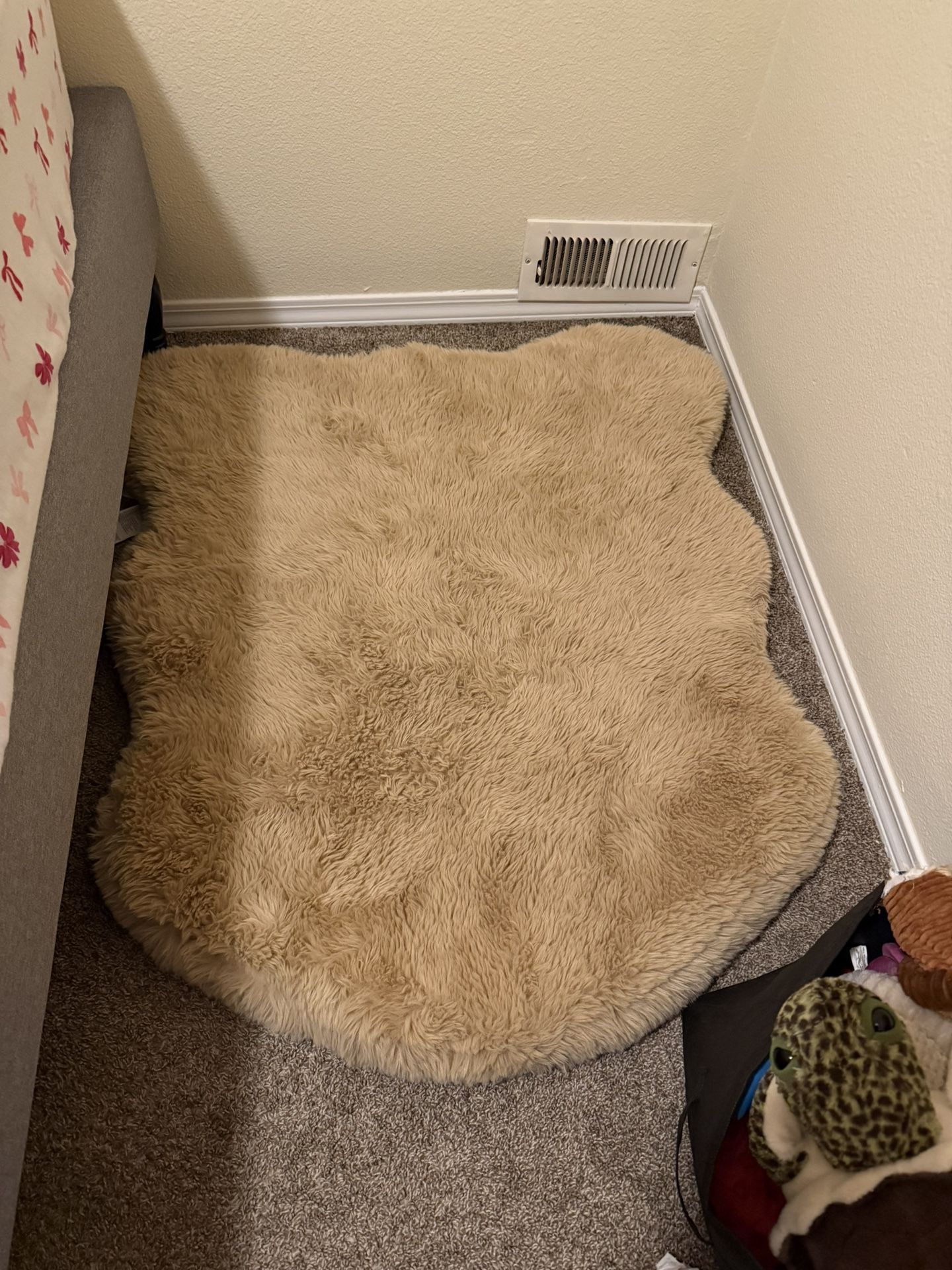 Faux fur Dog Bed 