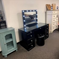 Avery Vanity & Top W/Led Black