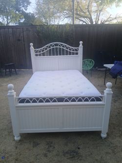 Cama Full Size