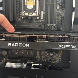 Tergeta Grafica AMD XFX RX 6700XT 