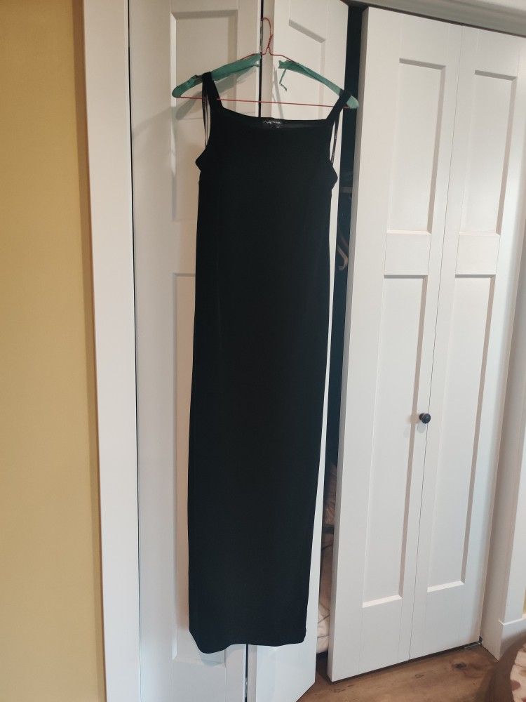 Formal Dress - Size Women Small