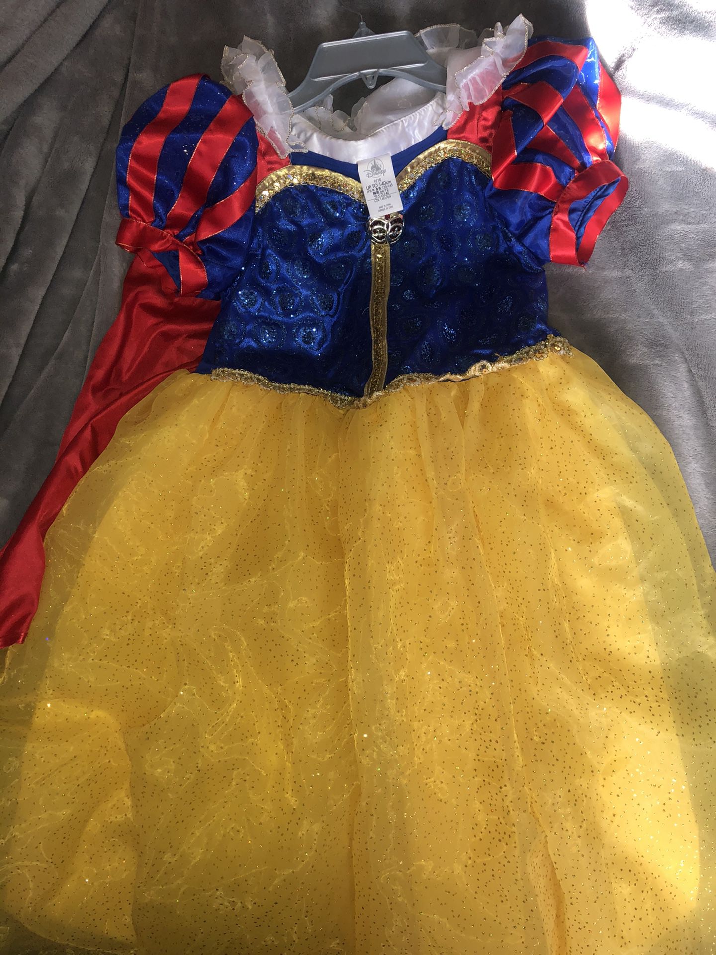 Snow White DisneyStore dress size 9/10