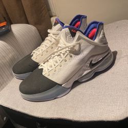 Men’s Basketball Shoes