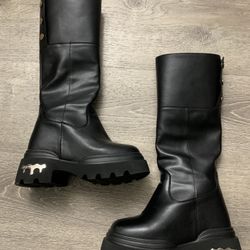 One Point Five Women’s High Boots Size 6