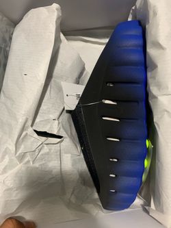 Nike Mind 001 Flyknit Slide