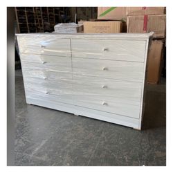 8 Drawer Dresser 