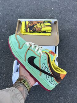 Rode SB Dunk Nike Brand New