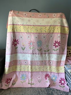 Pottery Barn Kids Floral Queen Quilt/Comforter