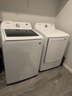 New Samsung Washer Dryer set