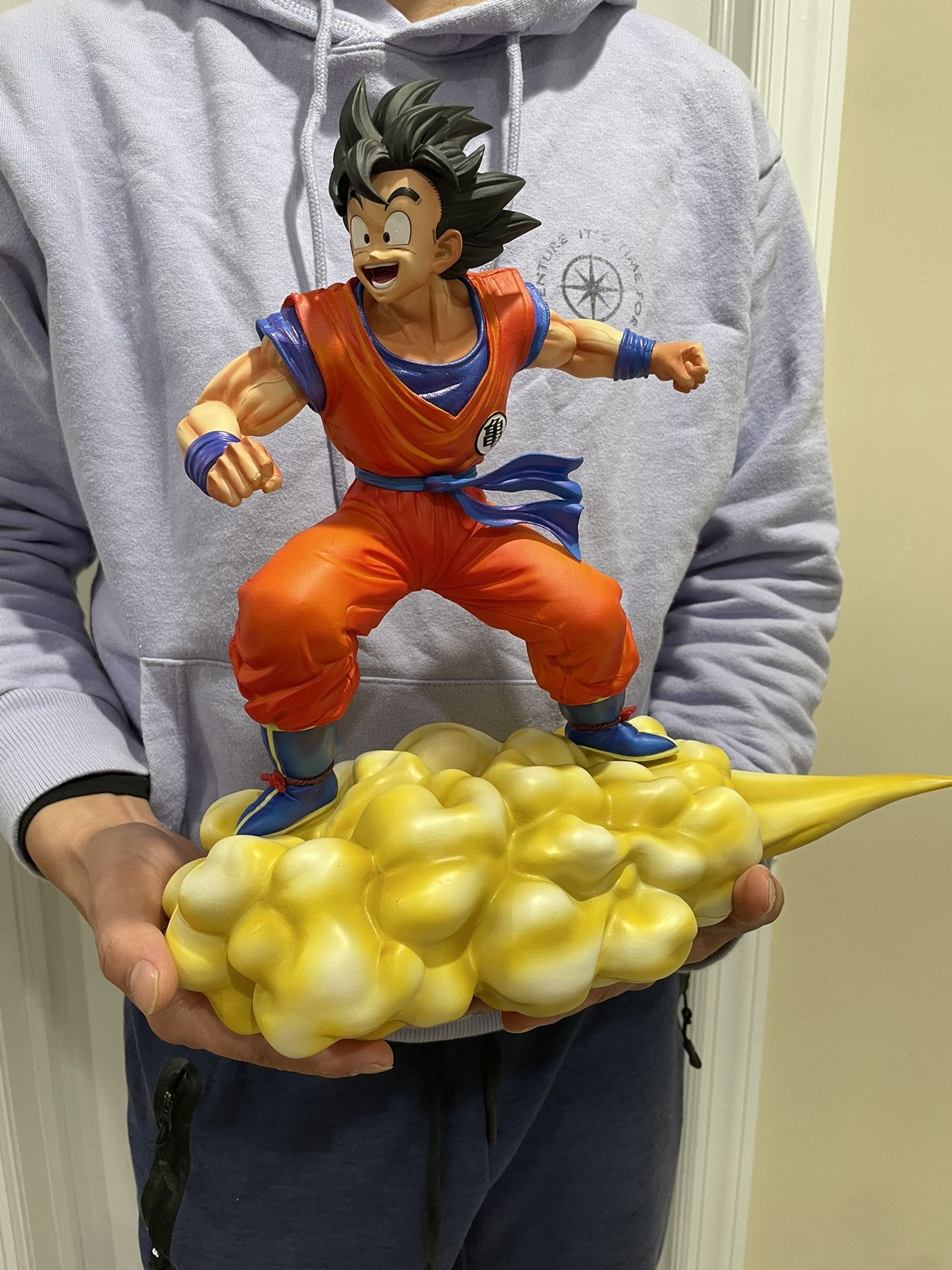 Large Dragon Ball Goku Figure Statue Nimbus Cloud