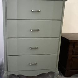 Dresser With Matching Tables