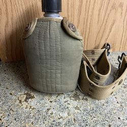 Vintage WWII U.S. Canteen With Cover & 30”Belt